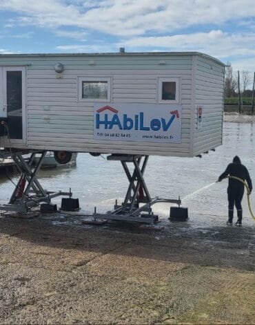 Nettoyage au jet du système HabiLev'